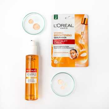 Revitalift Clinical Vitamín C Brightening Serum-Mask - Rozjasňujúca textilná pleťová maska
